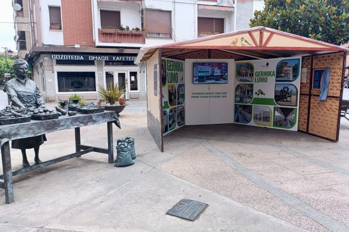 Gernika stand