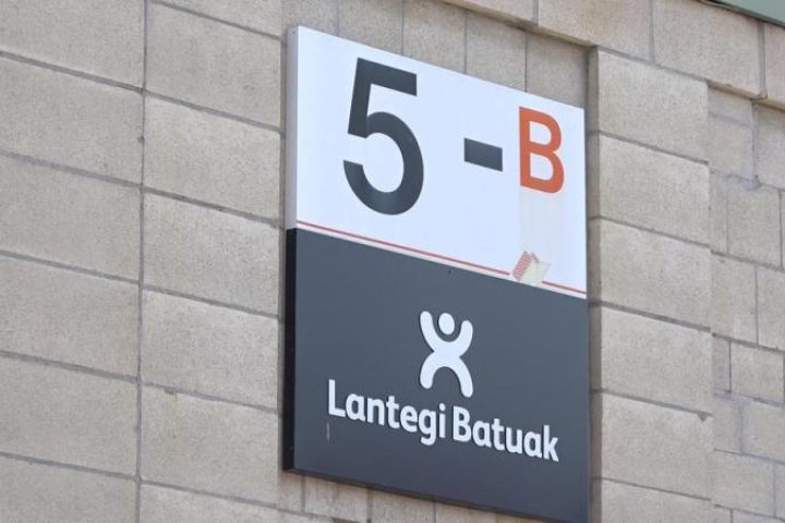 LB2